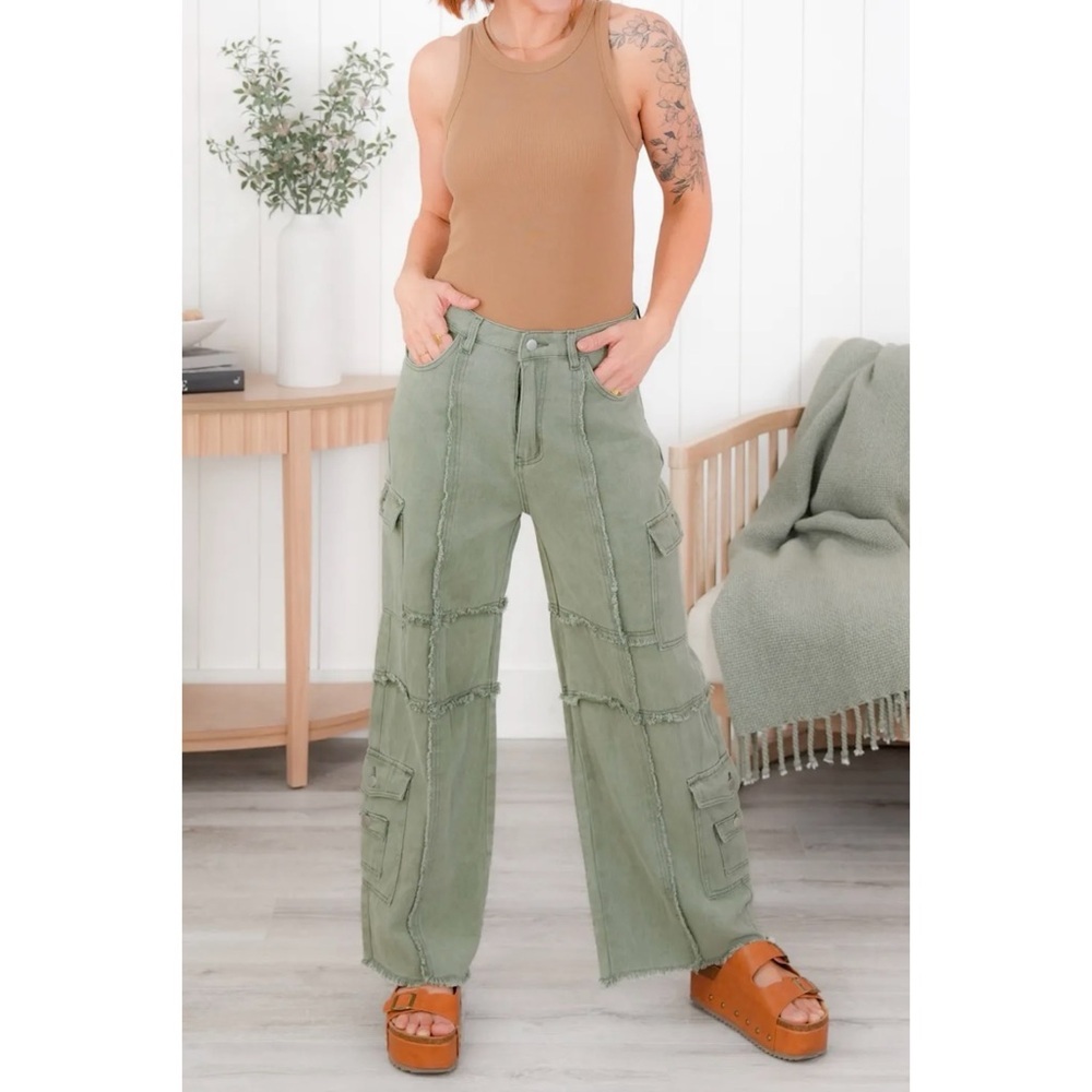 POL Faded Olive High Waist Straight Wide Leg Cargo Jeans - Picture 5 of 12